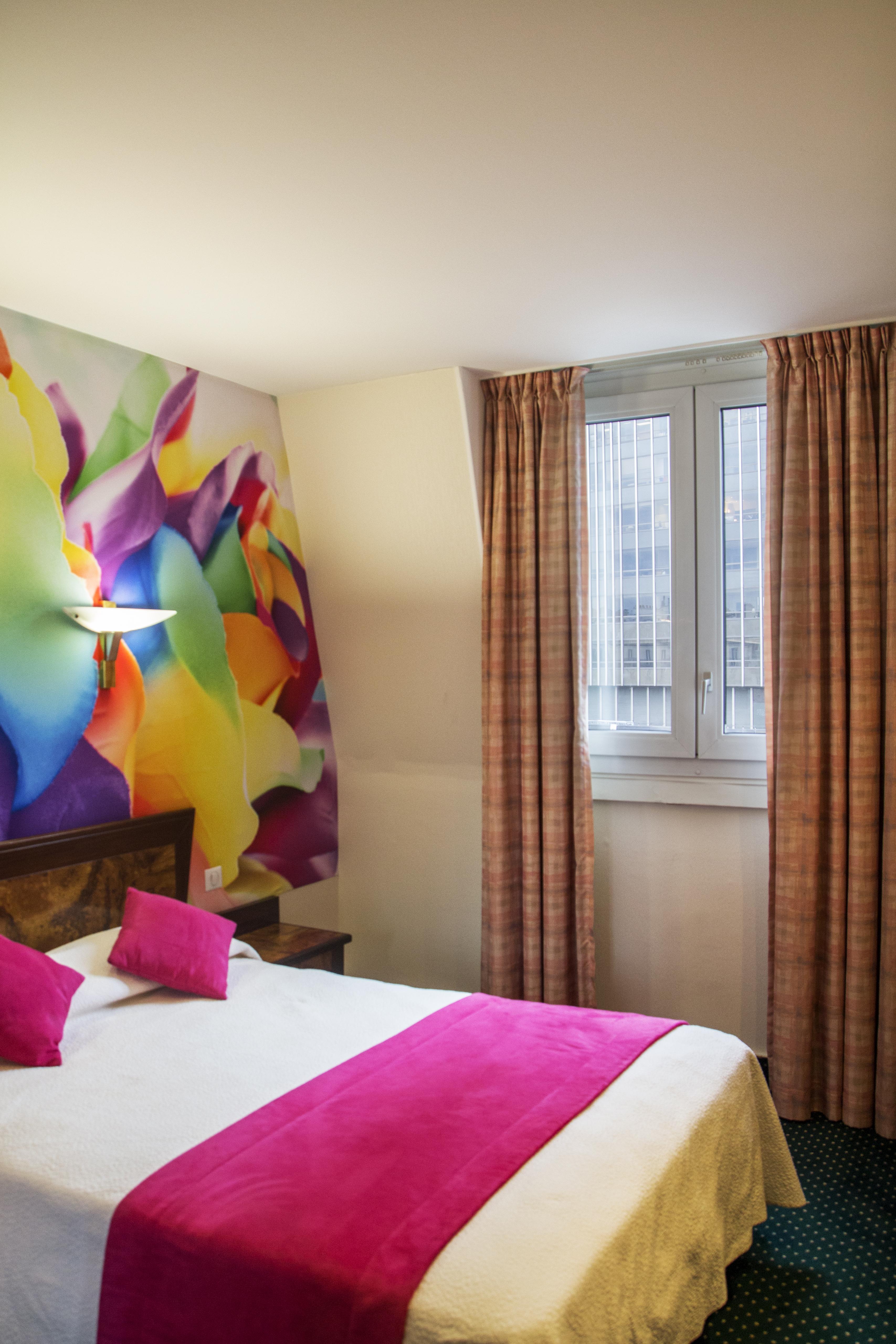Hotel Terminus Montparnasse Paris Exterior photo